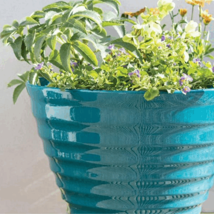 Vale Planter With Built In Saucer - Image 5