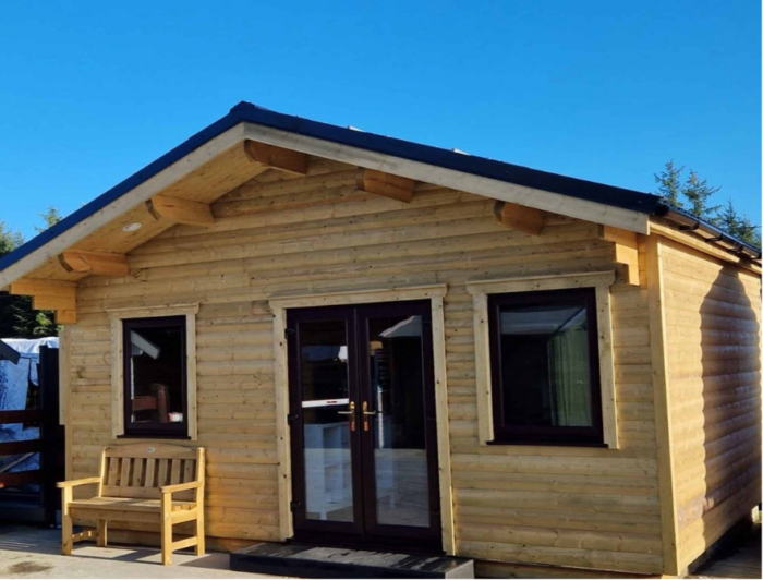 Una 1 Bed Log Cabin