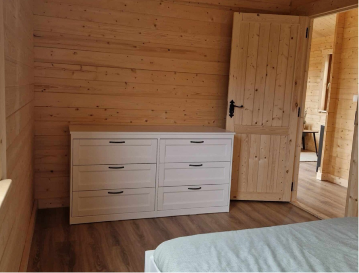 Emer 2 Bed Log Cabin - Image 11