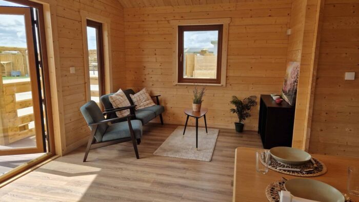 Emer 2 Bed Log Cabin - Image 29