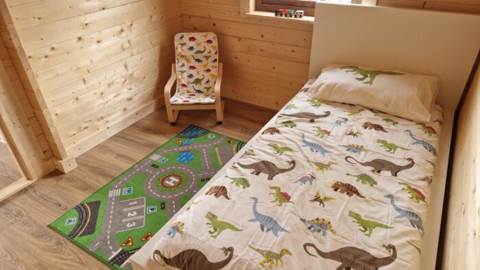Emer 2 Bed Log Cabin - Image 22