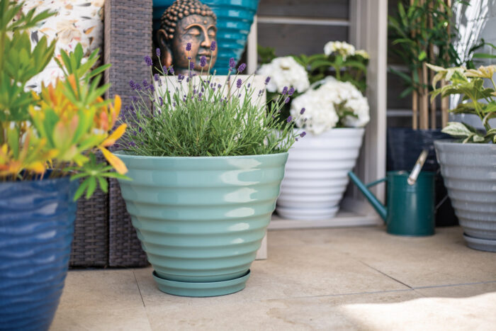 Vale Planter Saige Green With Built In Saucer - Image 3